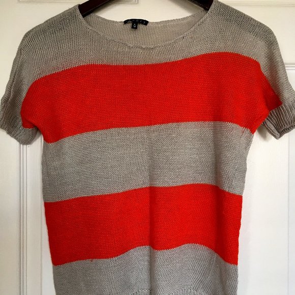 Theory linen pullover top - Picture 2 of 6